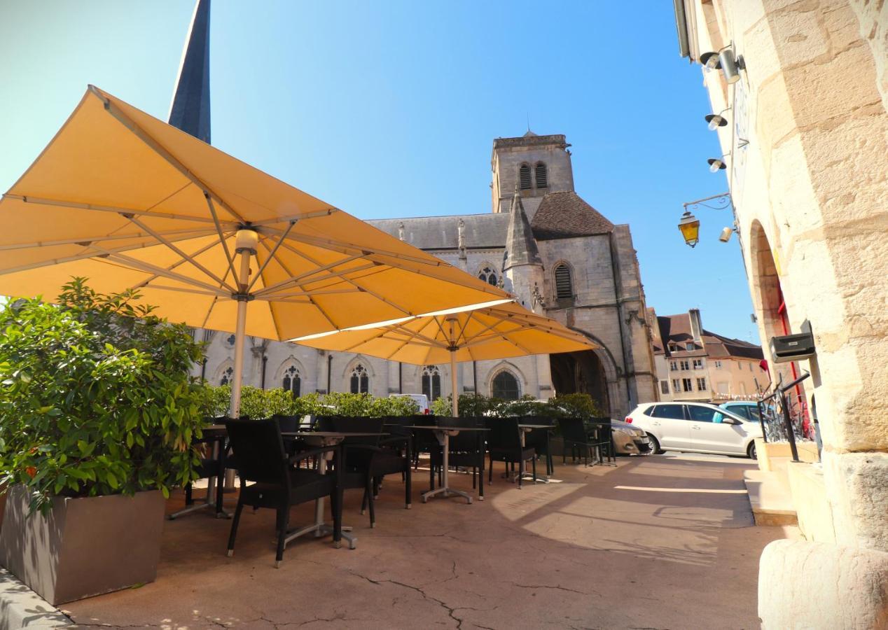Le Corbeau Hotel Auxonne Bagian luar foto