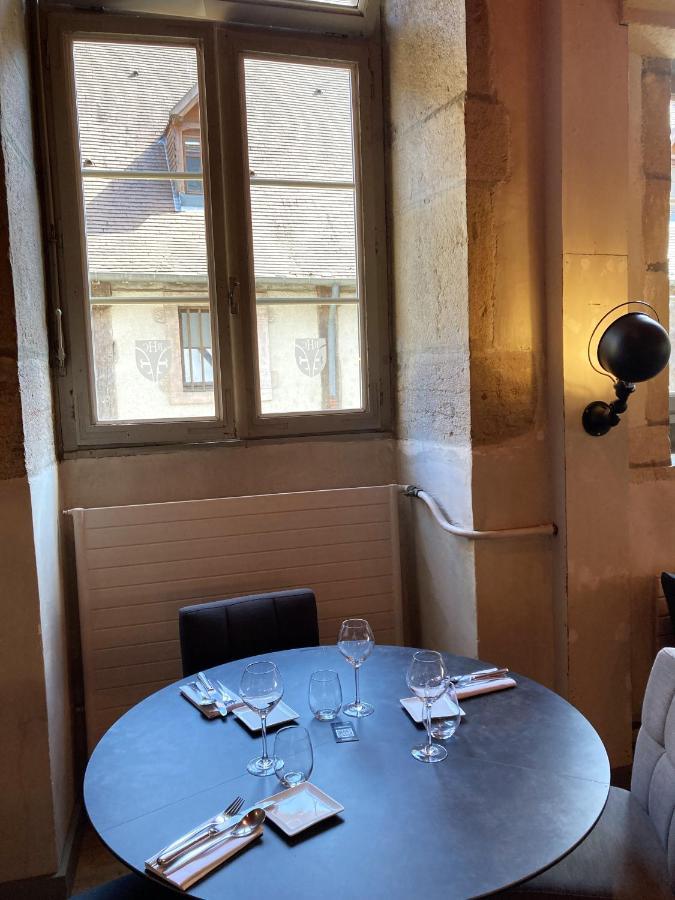Le Corbeau Hotel Auxonne Bagian luar foto