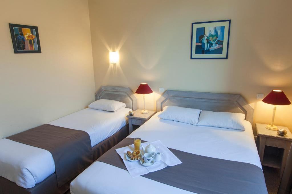 Le Corbeau Hotel Auxonne Ruang foto
