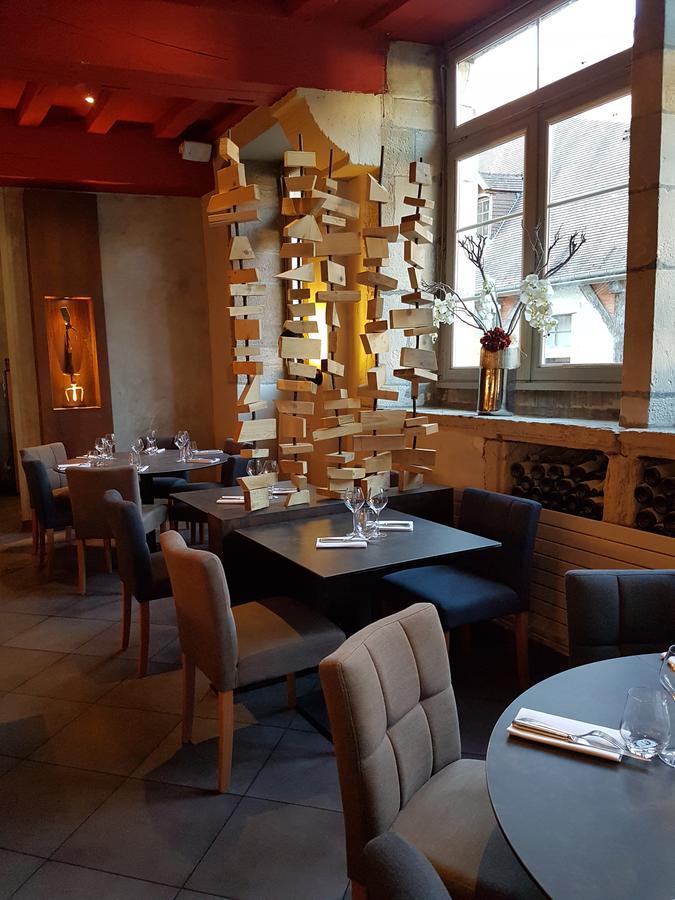 Le Corbeau Hotel Auxonne Bagian luar foto